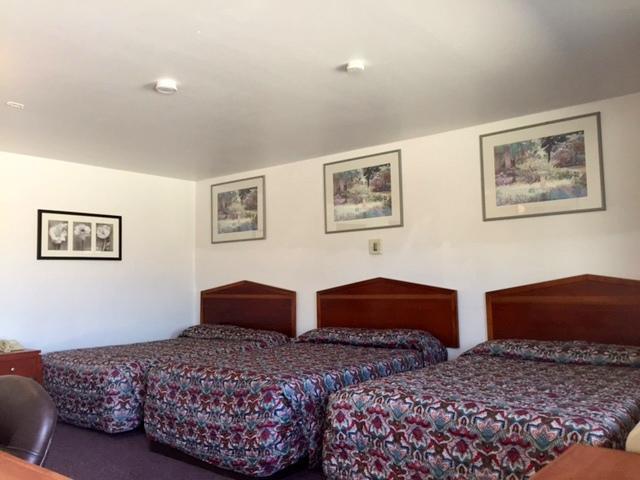 Maple Inn And Suites Los Banos Εξωτερικό φωτογραφία